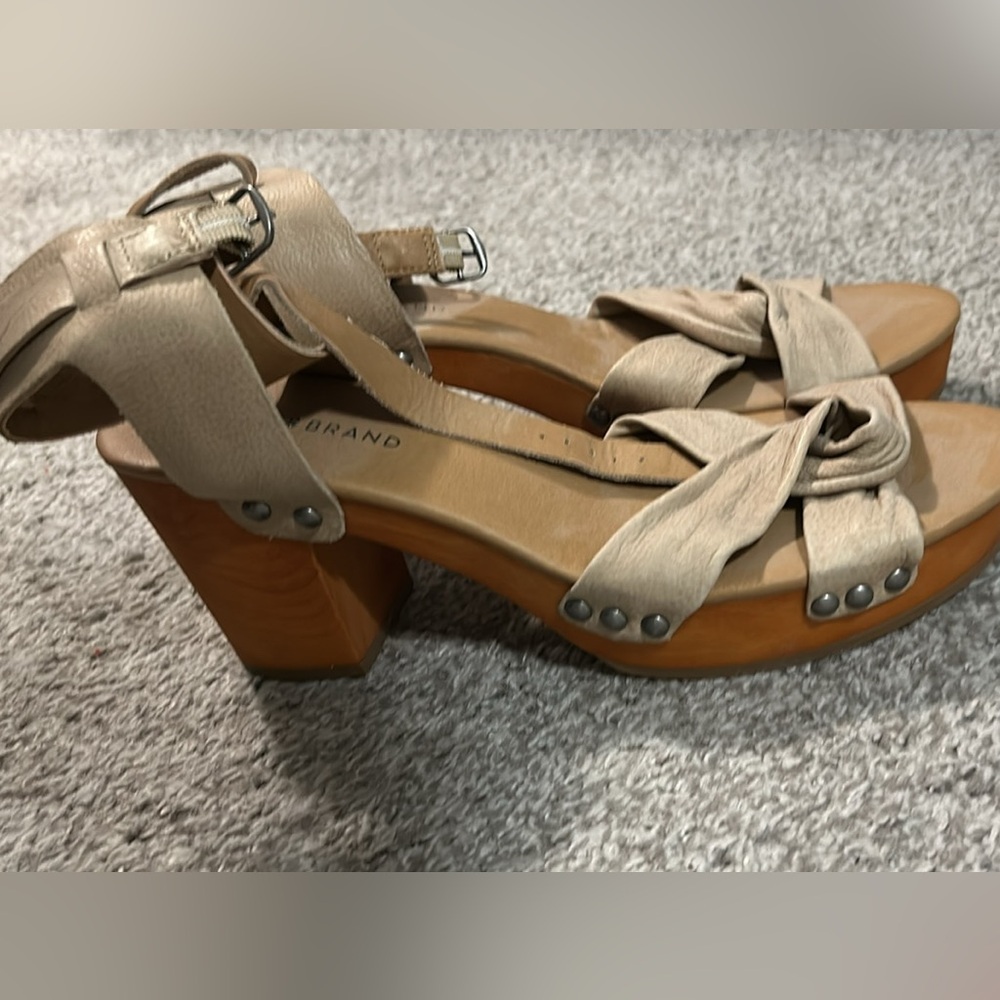 Luck Brand sandals